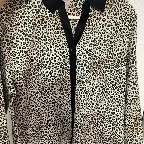 CHICO'S No-Iron Cotton Leopard Caroline Button Down Shirt Size 2 - Picture 5 of 11